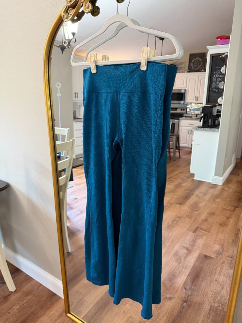 JoyLab Target Teal 2-Piece Flare Leg Matching Set | Estimated M - Picture 5 of 6